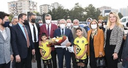 Kayseri Büyükşehir Belediye Başkanı Dr. Memduh Büyükkılıç’tan Amatör Spora Büyük Destek