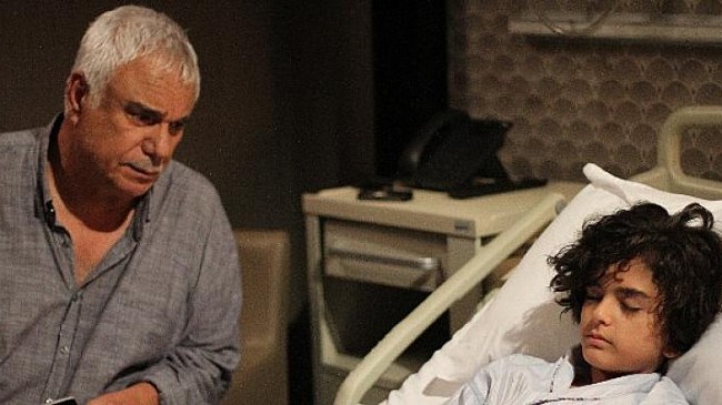 Başrollerinde Halil Ergün ve Erkan Petekkaya’nın yer aldığı Dedemin Gözyaşları filminin ilk teaseri yayınlandı