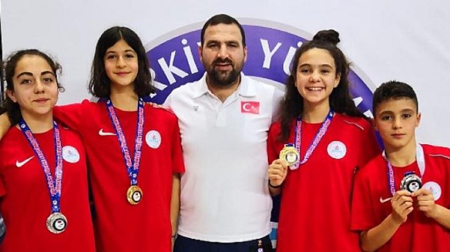 Yüzücülerimiz Trabzon’dan 2 Altın ve 2 Gümüş Madalya İle Döndü